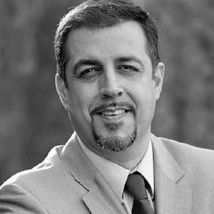 Dr. Afshin Moheb