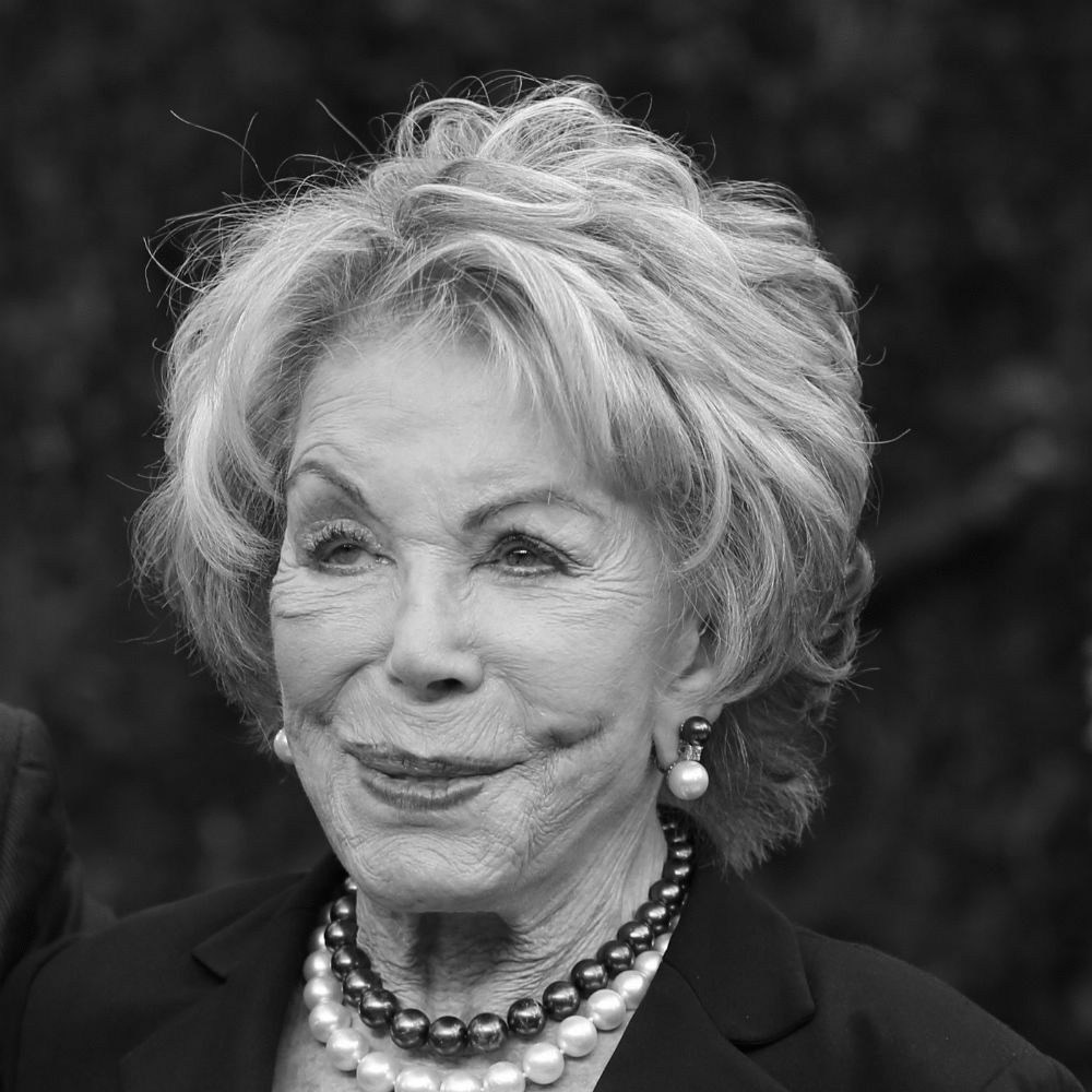 Anne Douglas
