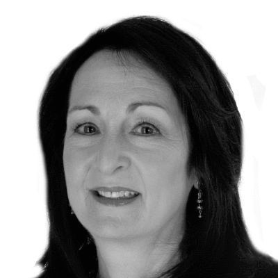 Carolyn Reinach Wolf