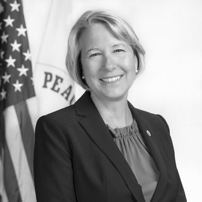 Carrie Hessler-Radelet