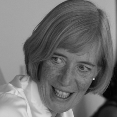 Dr Carole Easton
