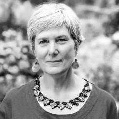 Dr Teresa Belton