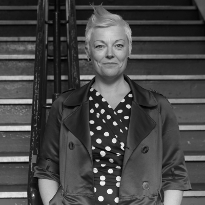 Elly Barnes