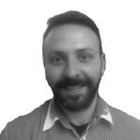 Βαγγέλης Τριάντης Headshot