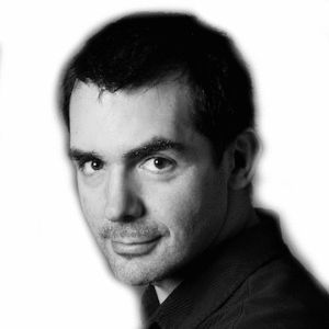 Juan Carlos Pérez Headshot