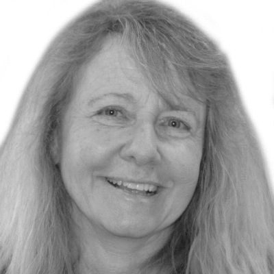 Julie Dobrow
