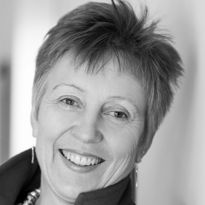 Julie Summers