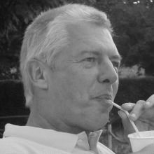 Klaus-Jürgen Gadamer Headshot