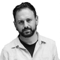 Κωστής Καρπόζηλος Headshot