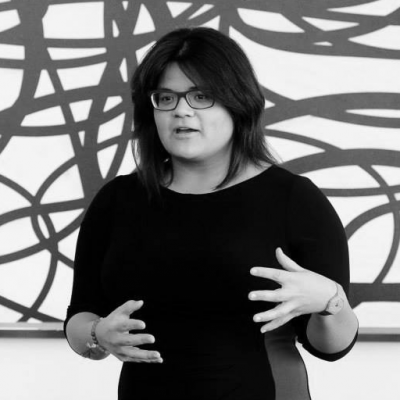 Liz Lamoste