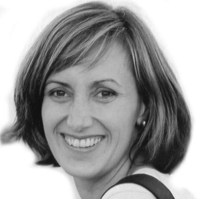 Lynn Dixon